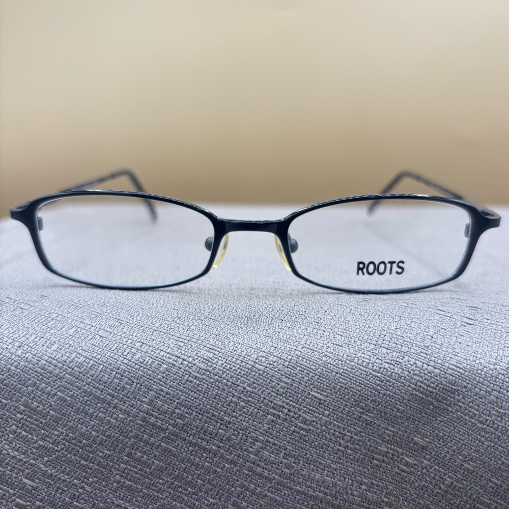 Roots 221 Canadian Design Eyeglass Frames Dark Grey Oval 46/18 135 Metal Eyewear